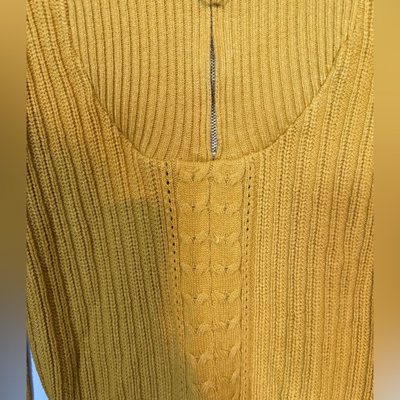 Guess Mustard Yellow Ribbed Knit Half-Zip Sweater Women’s Size M - Picture 4 of 6